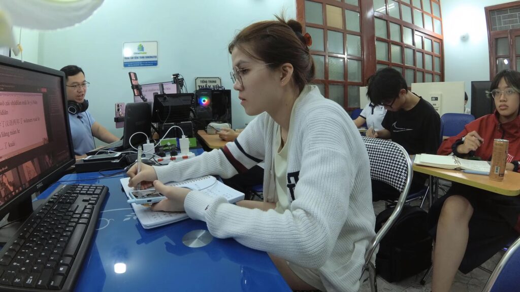 Giáo trình Hán ngữ 6 quyển học tiếng Trung online theo chủ đề Đi tàu điện ngầm